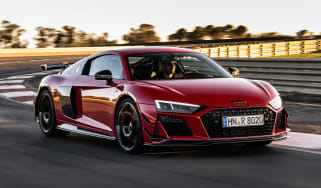 Audi R8 V10 GT RWD - front